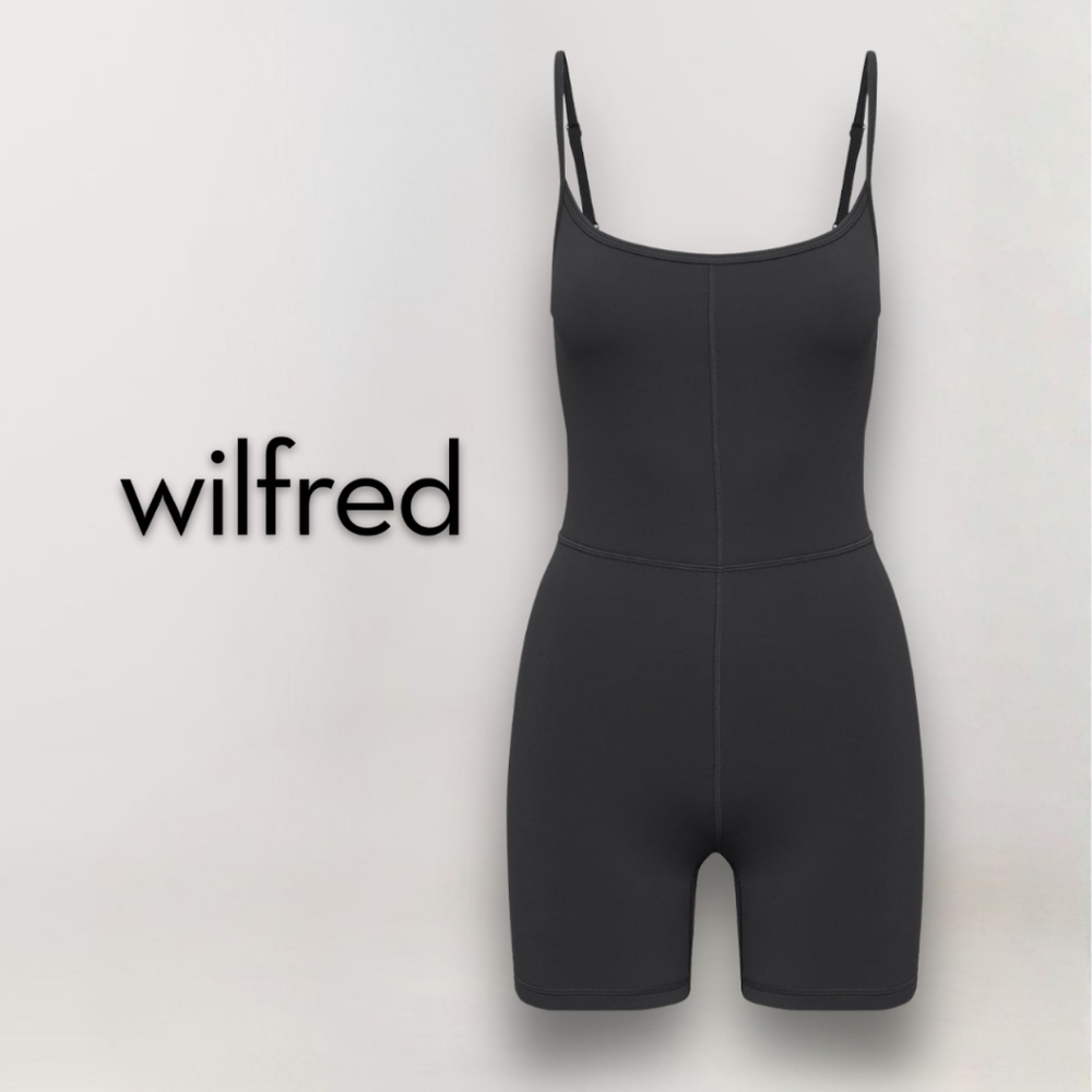 SOLD**Wilfred Free Freestyle Romper